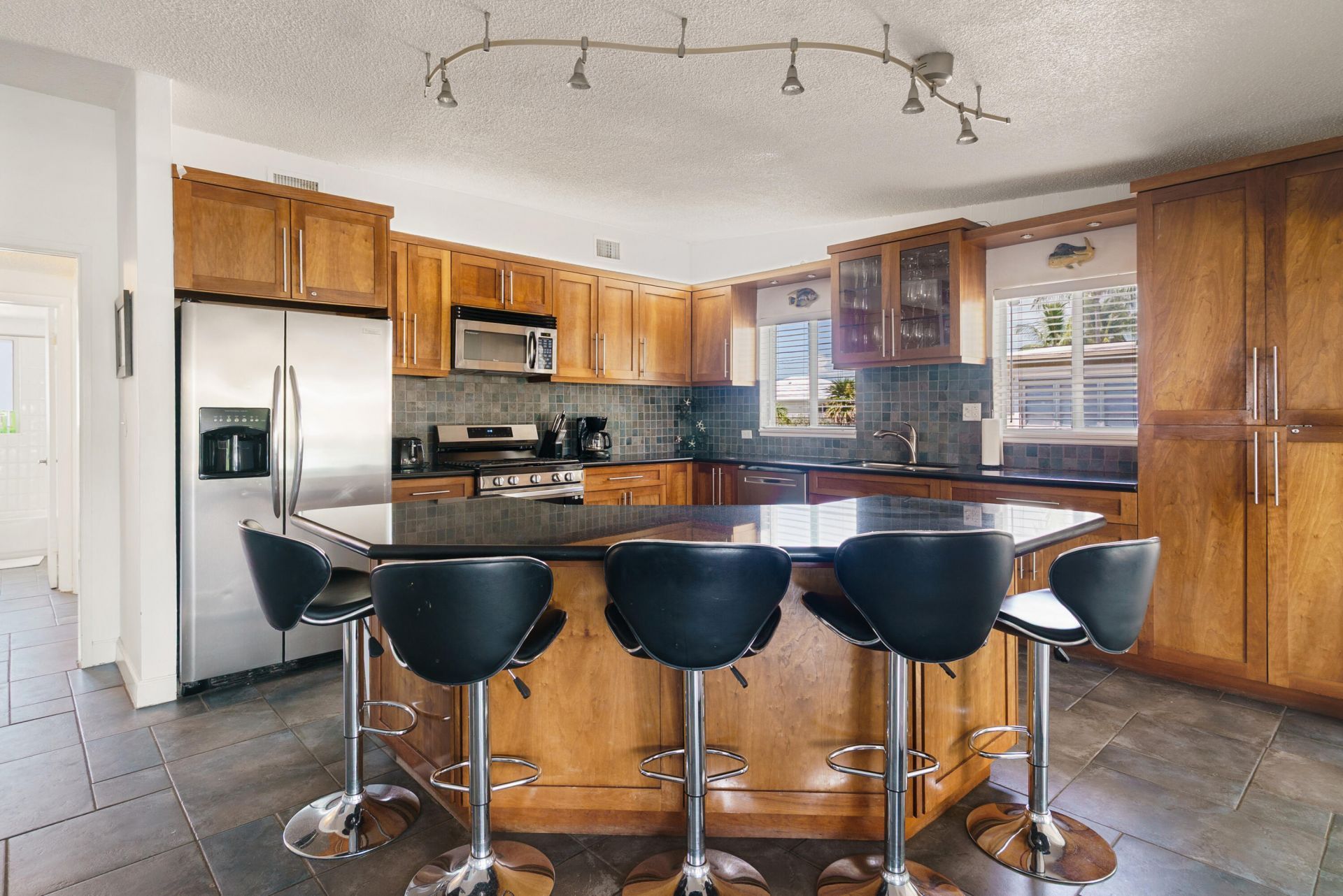 189 Ocean Drive, Tavernier, FL 33070 Photo