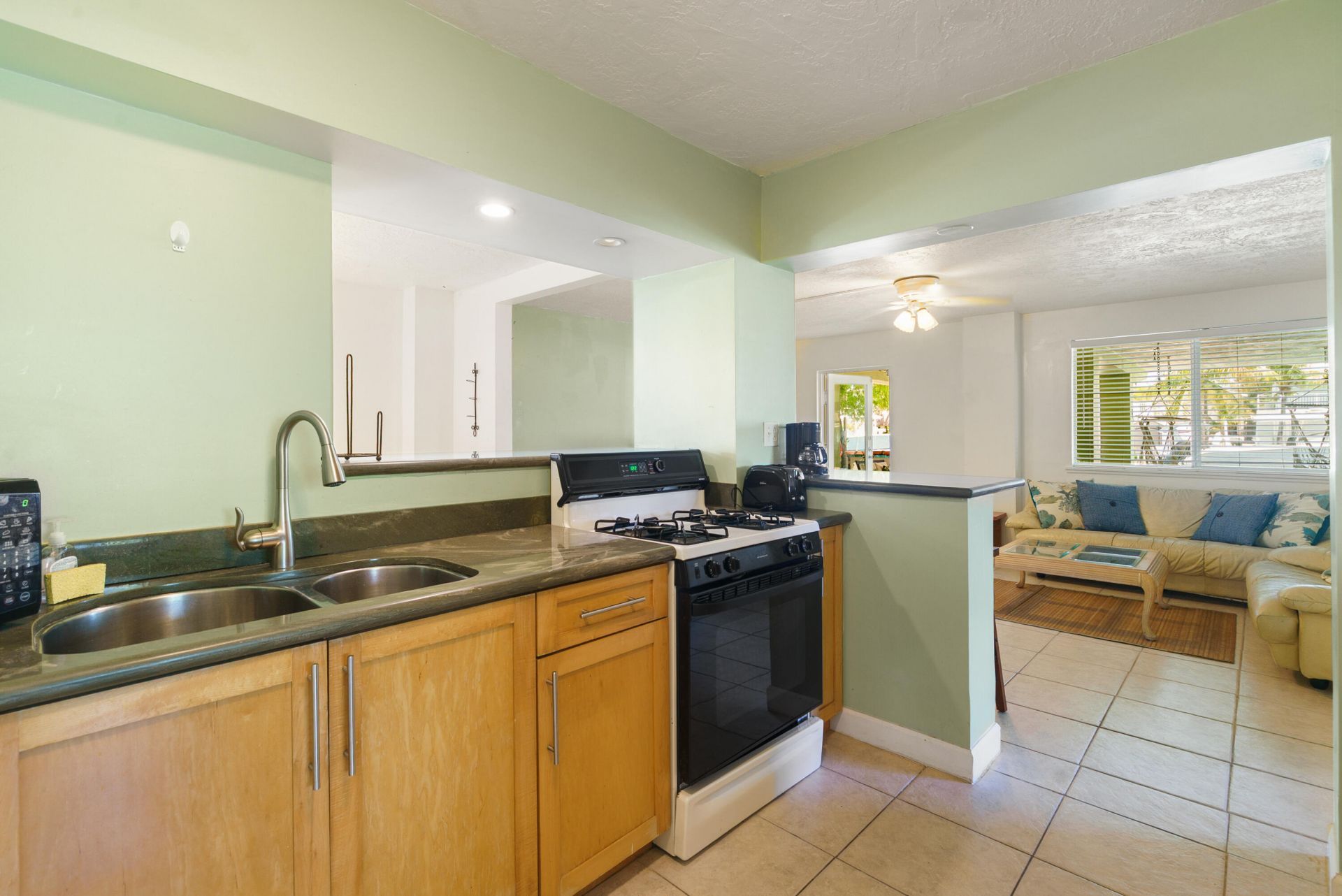 189 Ocean Drive, Tavernier, FL 33070 Photo