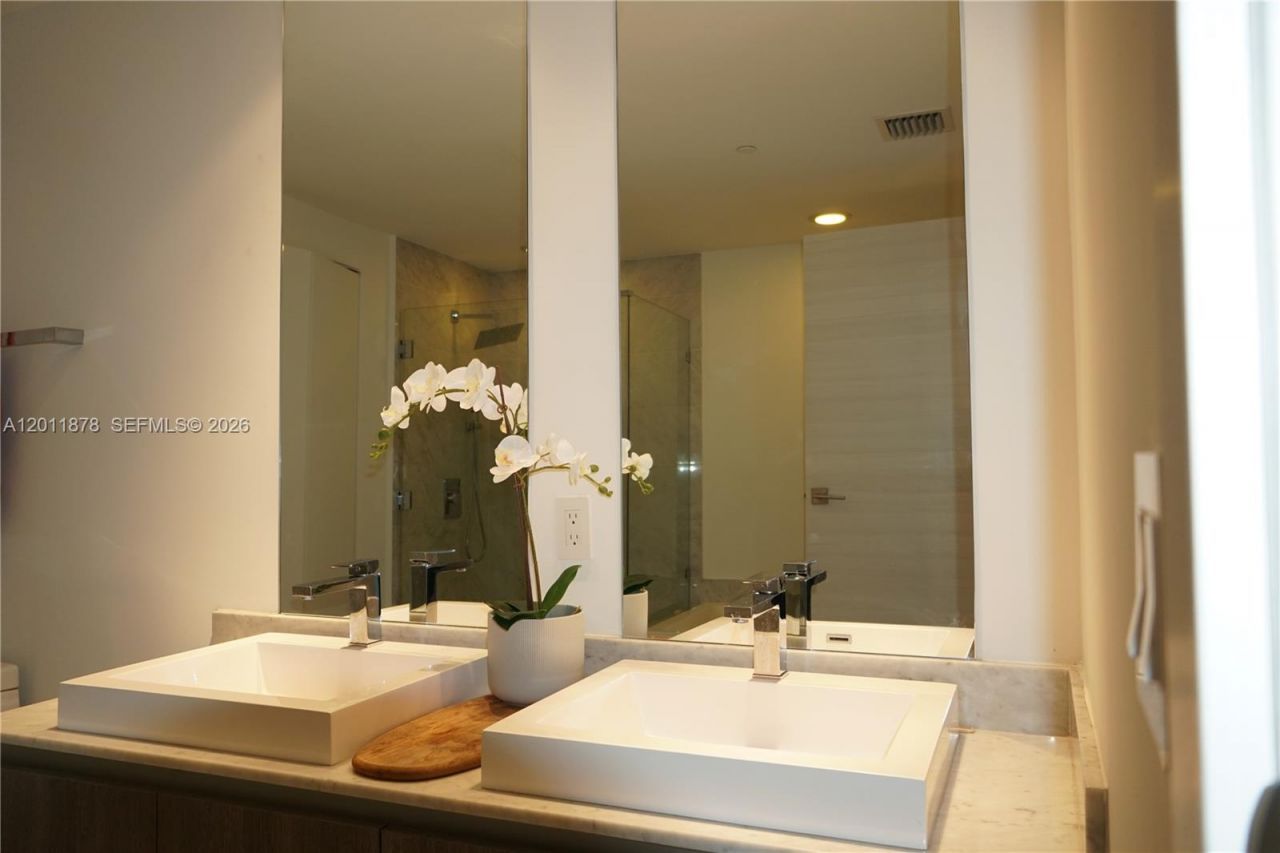 801 S Miami Ave , Unit 2306, Miami, FL 33130 Photo
