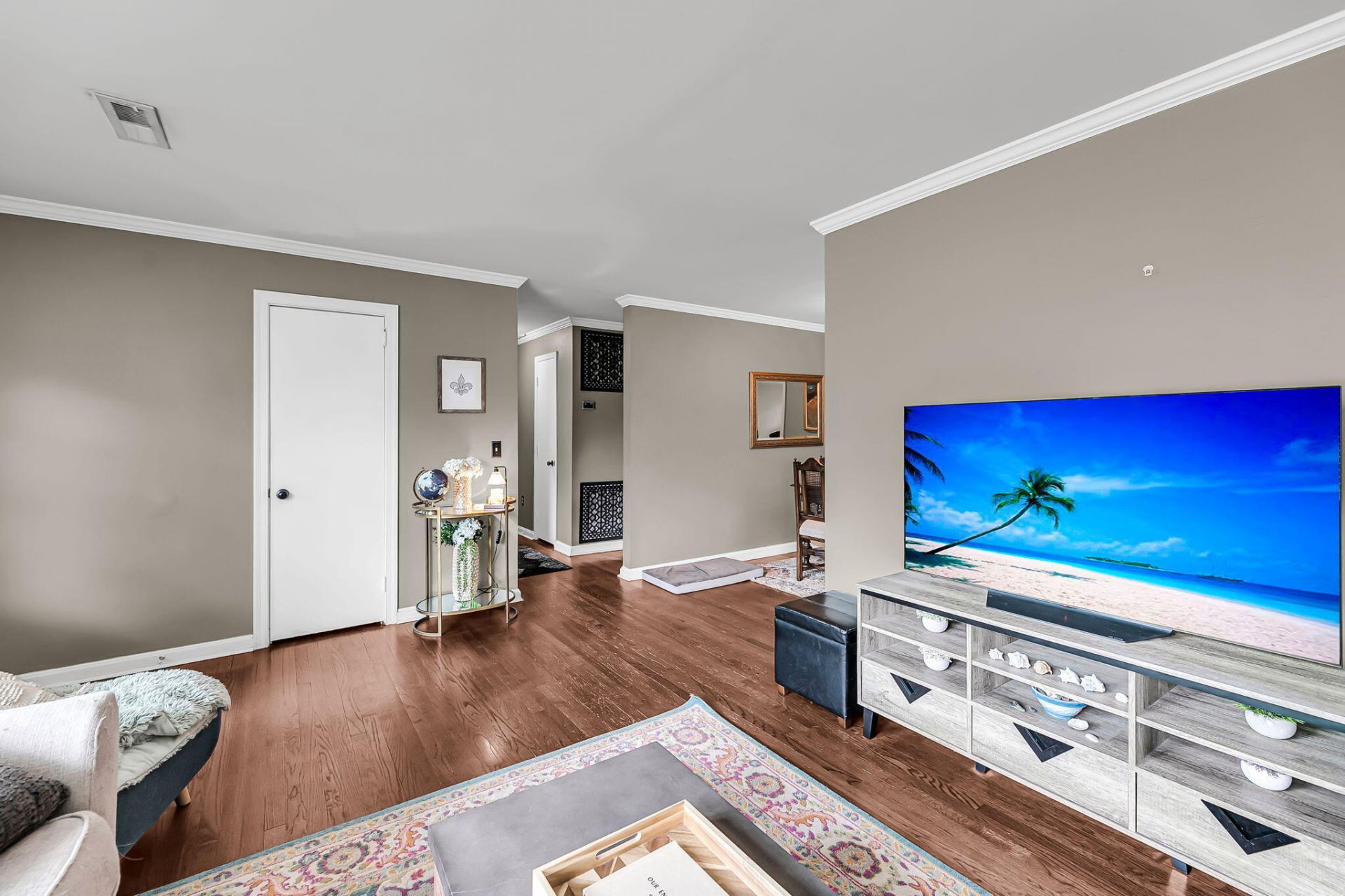 1326 Stoney Street Photo 8