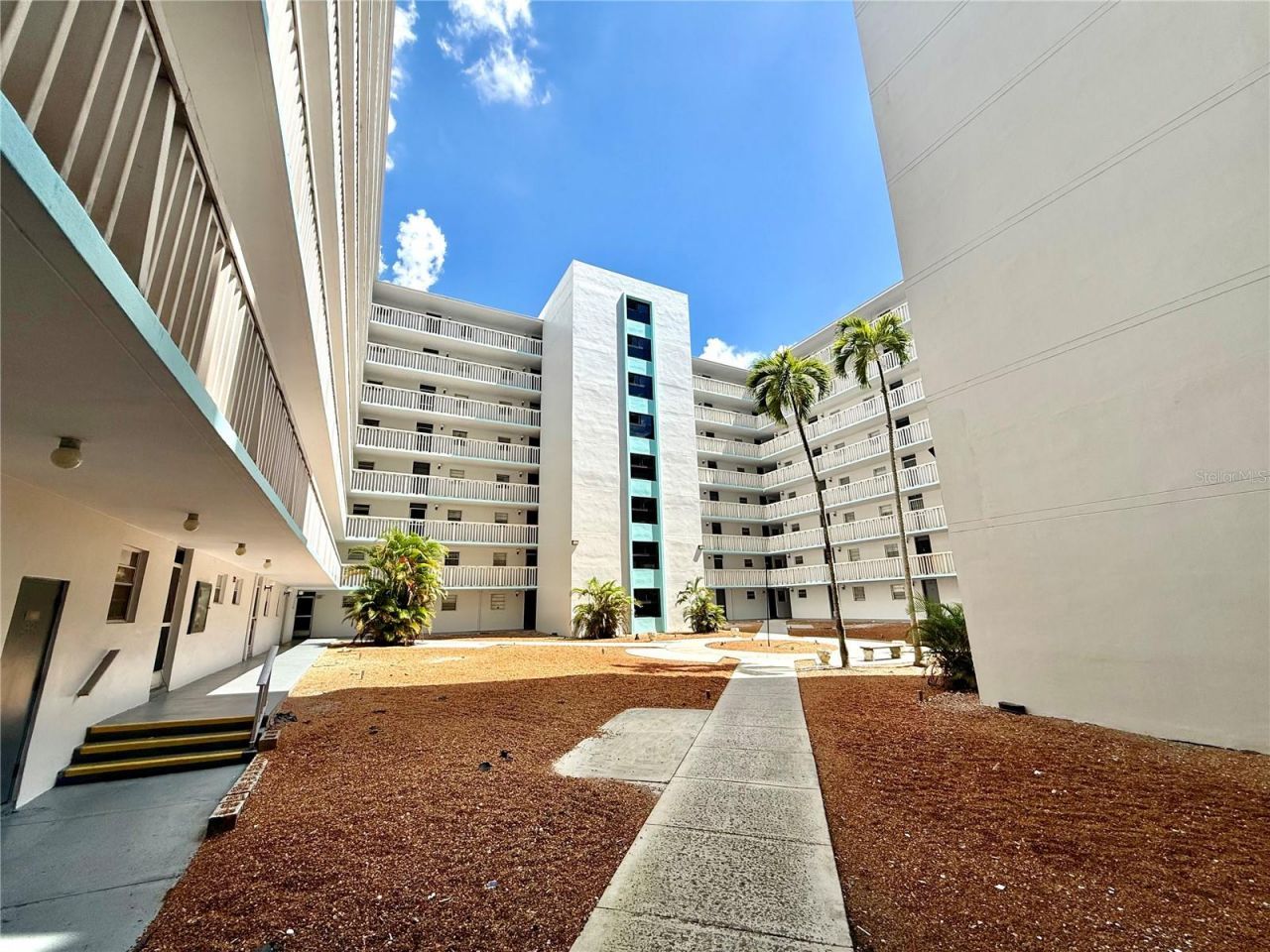15600 NW 7th Avenue, Unit 211, Miami, FL 33169 Photo