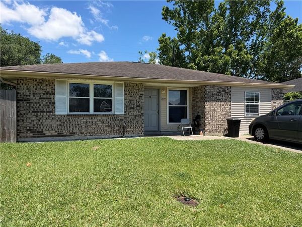 3084 GRINELL Drive , Marrero, LA 70072