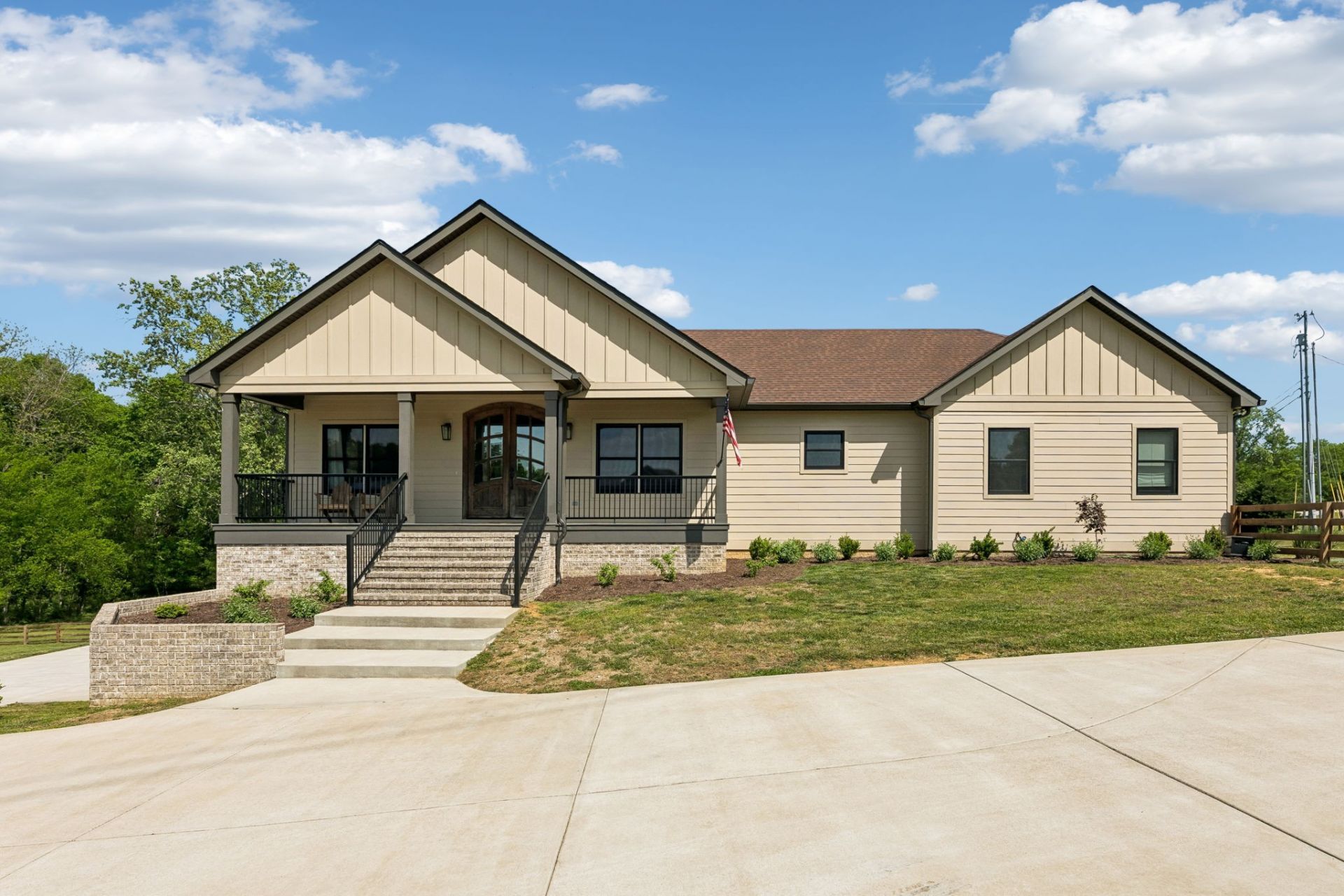 1201 Heelstone Ct, Columbia, TN 38401 Main Photo