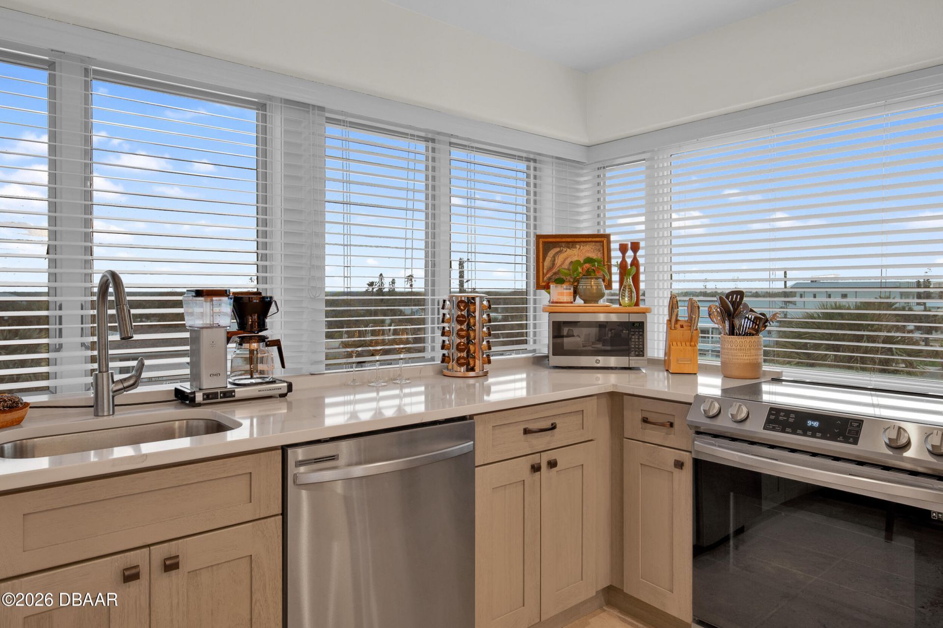 1421 N Atlantic Avenue, New Smyrna Beach, FL 32169 Photo
