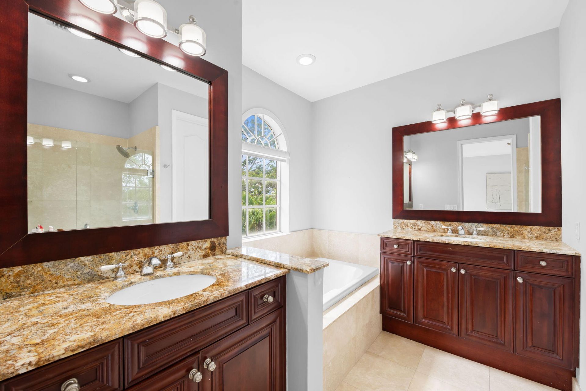 500 SE 7th Street, Unit 105, Fort Lauderdale, FL 33301 Photo