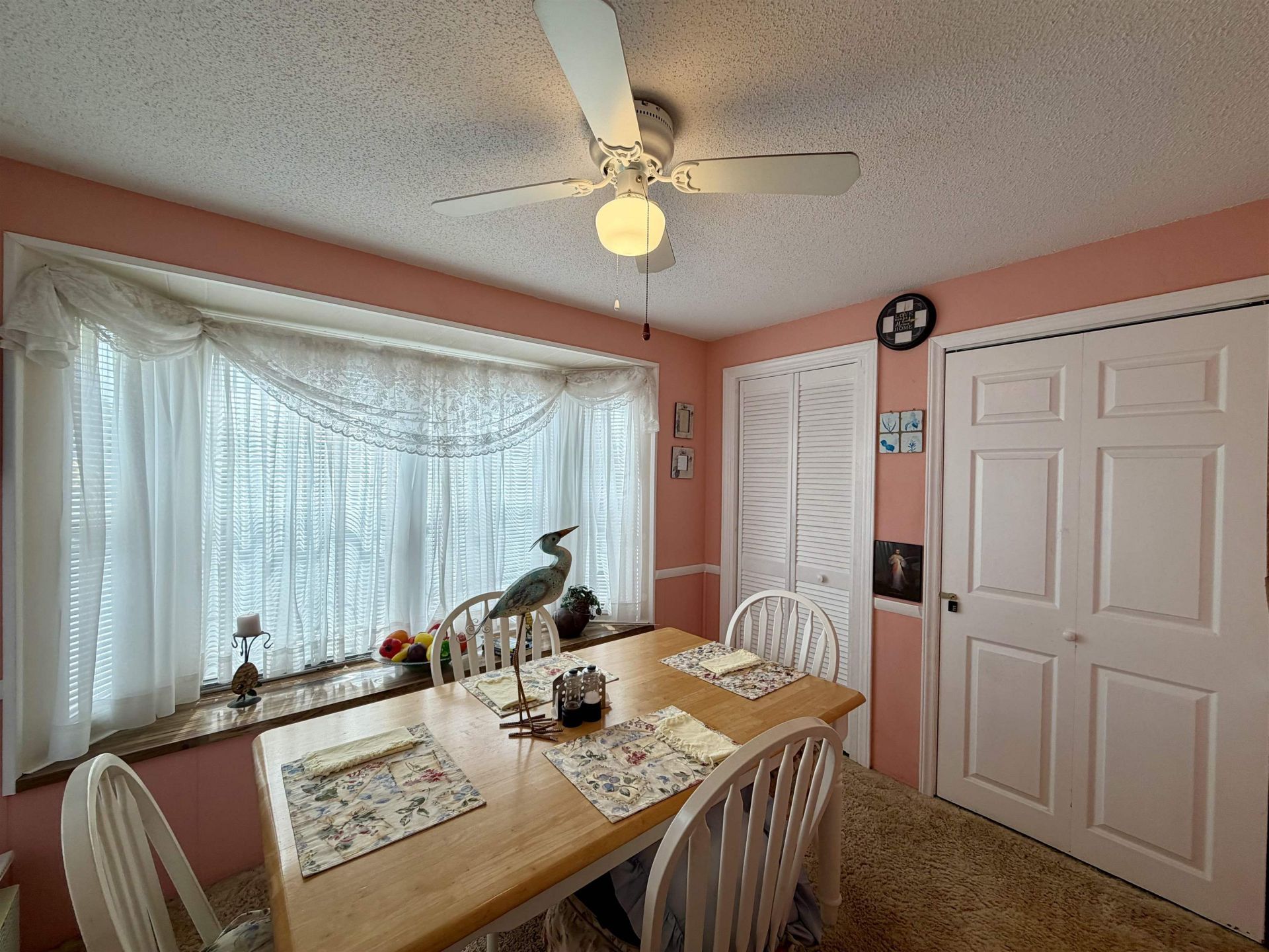 422 Sandlewood Dr. Photo 10