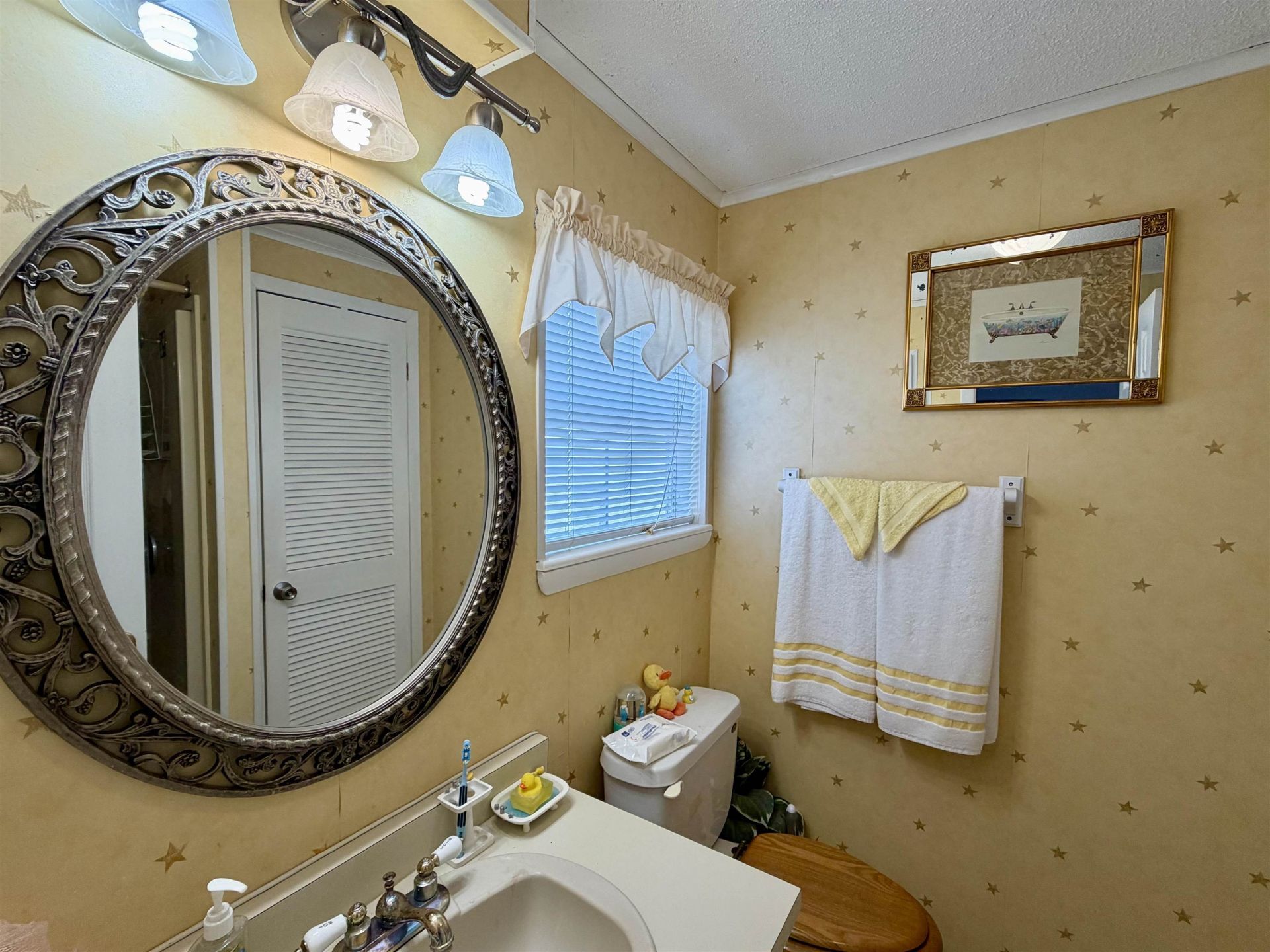 422 Sandlewood Dr. Photo 18