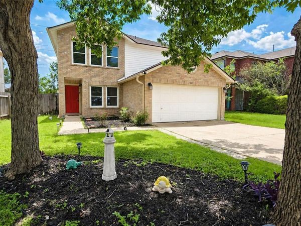 1405 Sheltie LN, Round Rock, TX 78664