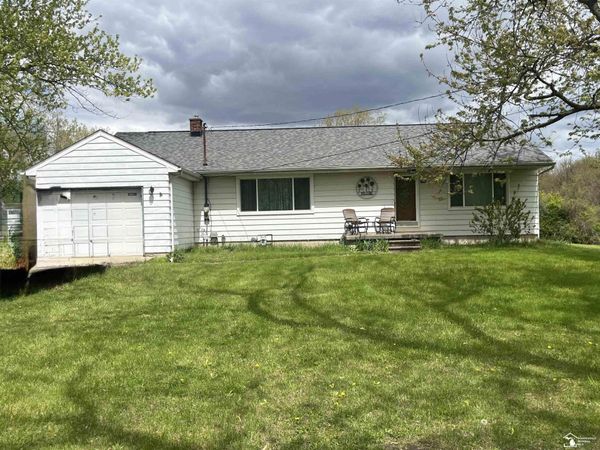 3300 W Stein Road, La Salle, MI 00000