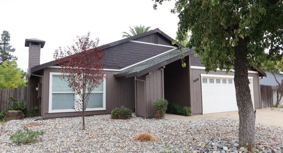 8609 Tiogawoods Dr, Sacramento, CA 95828 Photo
