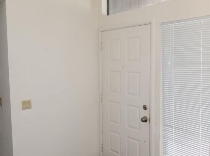 8609 Tiogawoods Dr, Sacramento, CA 95828 Photo