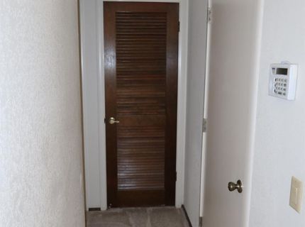8609 Tiogawoods Dr, Sacramento, CA 95828 Photo
