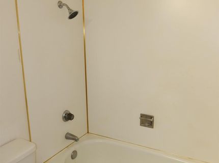 8609 Tiogawoods Dr, Sacramento, CA 95828 Photo