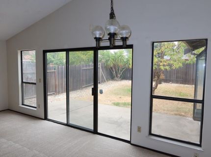 8609 Tiogawoods Dr, Sacramento, CA 95828 Photo