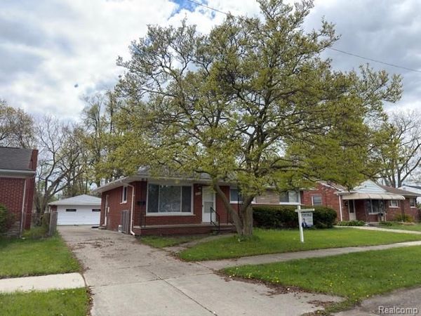 3234 Poplar Avenue, Warren, MI 48091