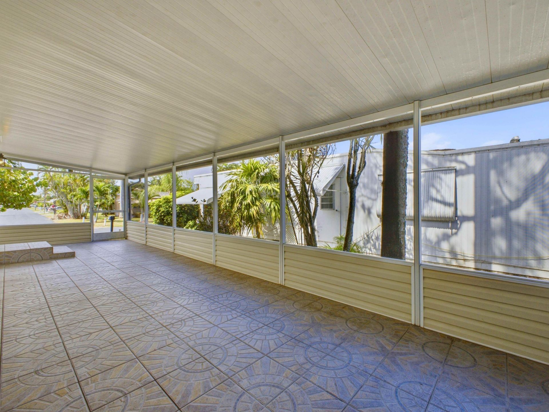 4185 N Shady Lane, Boynton Beach, FL 33436 Photo