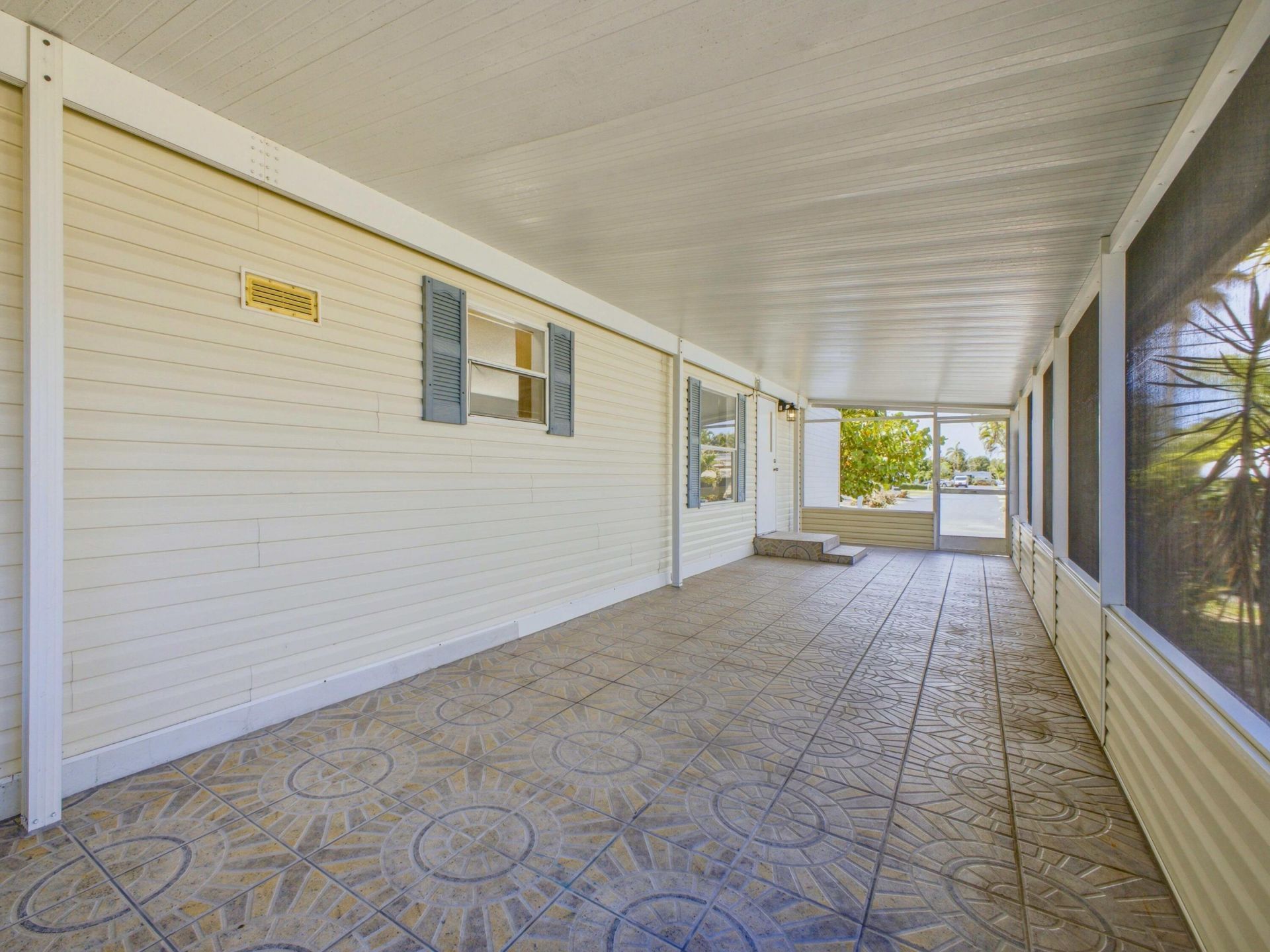 4185 N Shady Lane, Boynton Beach, FL 33436 Photo