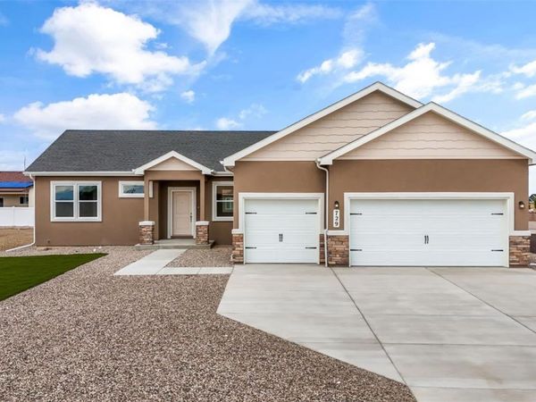 729 Campbell Lane , Pueblo, CO 81007
