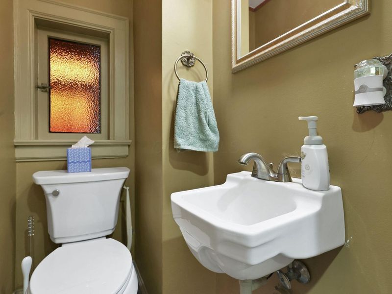 212 S Roosevelt Avenue, Columbus, OH 43209 Photo 30