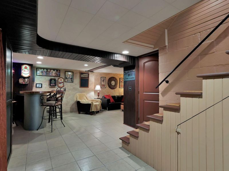 212 S Roosevelt Avenue, Columbus, OH 43209 Photo 62