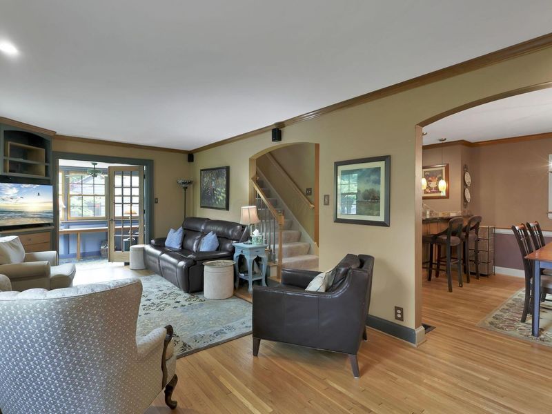 212 S Roosevelt Avenue, Columbus, OH 43209 Photo 7