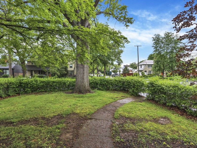 212 S Roosevelt Avenue, Columbus, OH 43209 Photo 72