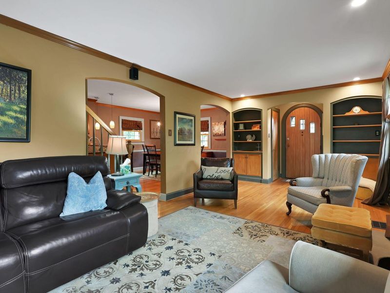 212 S Roosevelt Avenue, Columbus, OH 43209 Photo 9