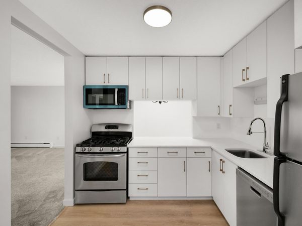 7500 Cahill Road, Unit 304C, Edina, MN 55439