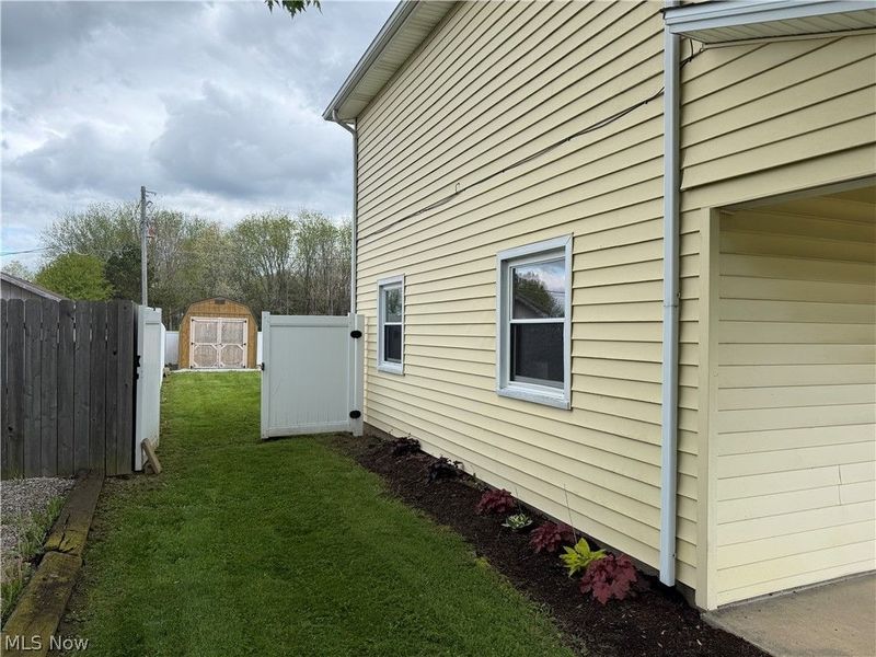 54428 HICKORY FLATS DRIVE, West Lafayette, OH 43845 Photo 4