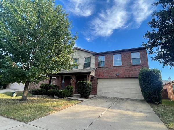 8908 Wagon Trail , Cross Roads, TX 76227