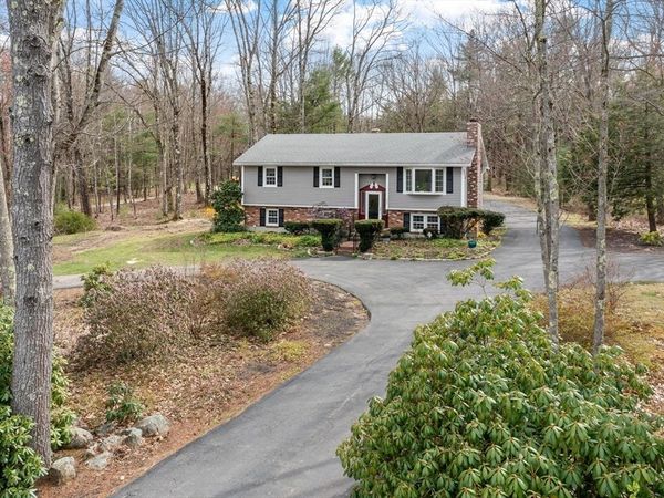 305 Benjamin St, Winchendon, MA 01475