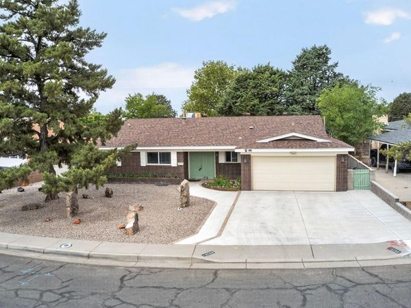 3709 Piermont Drive NE, Albuquerque, NM 87111