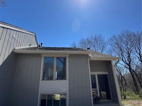 5708 N OREGON Avenue, Kansas City, MO 64151