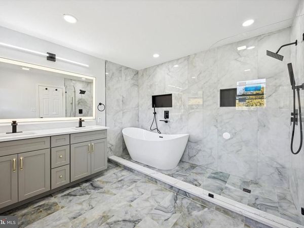 5 S SYRACUSE DRIVE, CHERRY HILL, NJ 08034