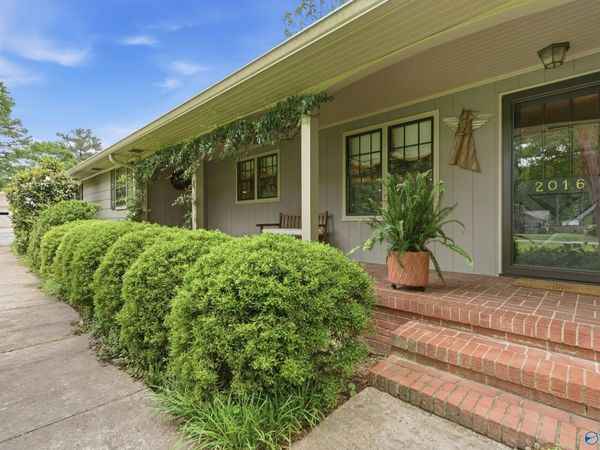 2016 Pennylane SE, Decatur, AL 35601