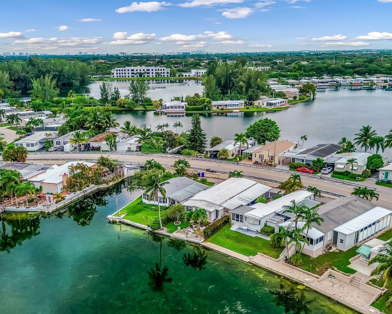 3055 Lakeshore Drive, Fort Lauderdale, FL 33312 Photo