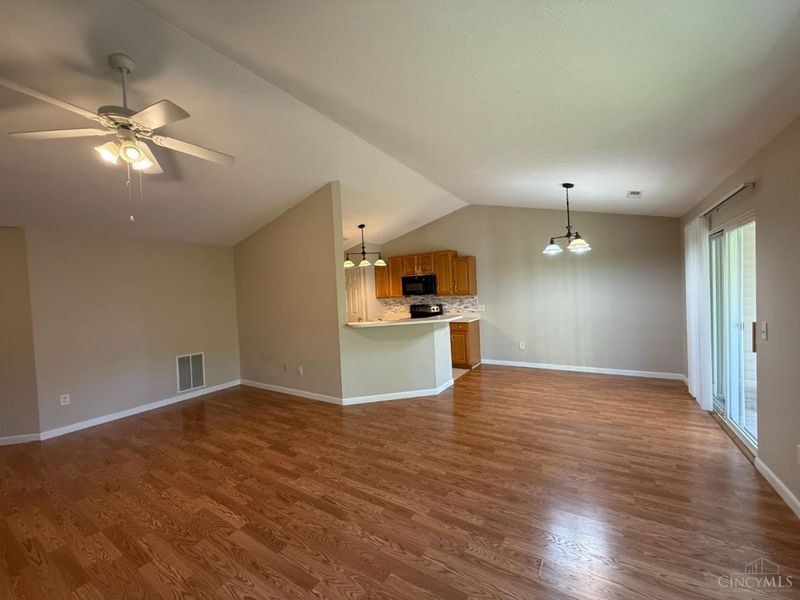 5661 Baywatch Way, Unit 303, Mason, OH 45040 Photo 8