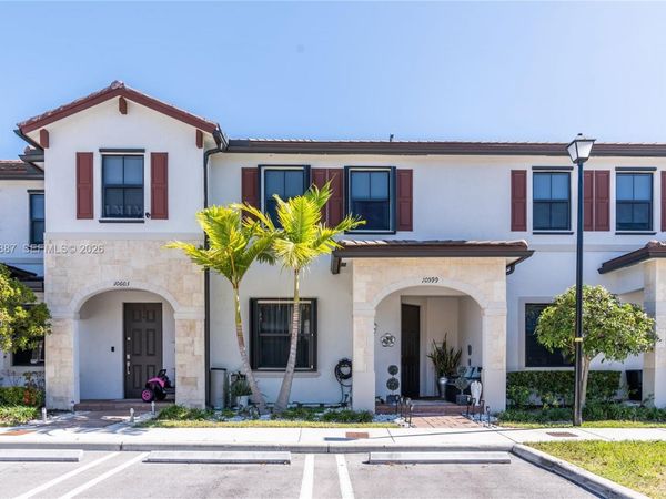 10599 W 33rd Ct , Hialeah, FL 33018