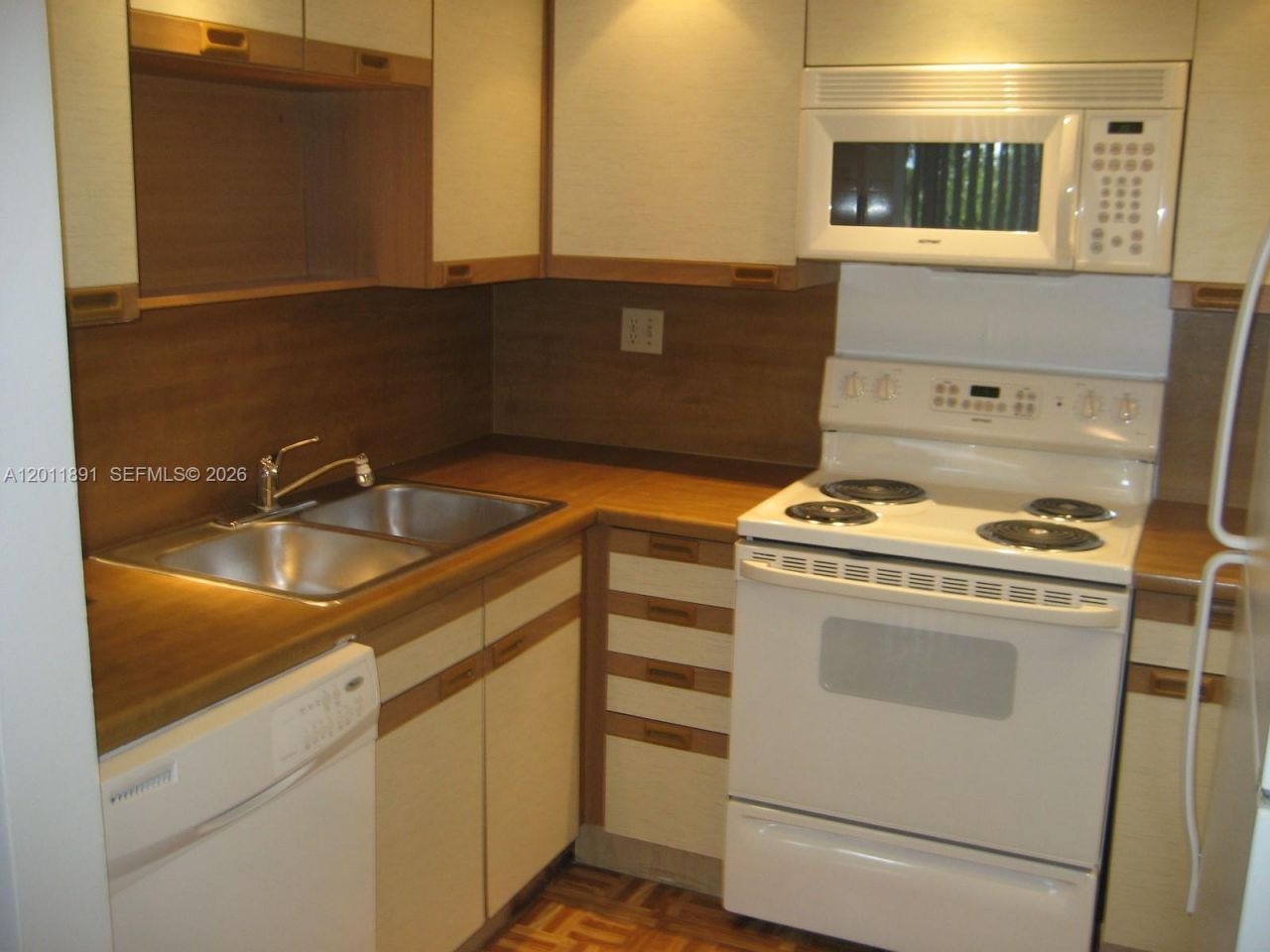8800 SW 123 Ct , Unit J-310, Miami, FL 33186 Photo