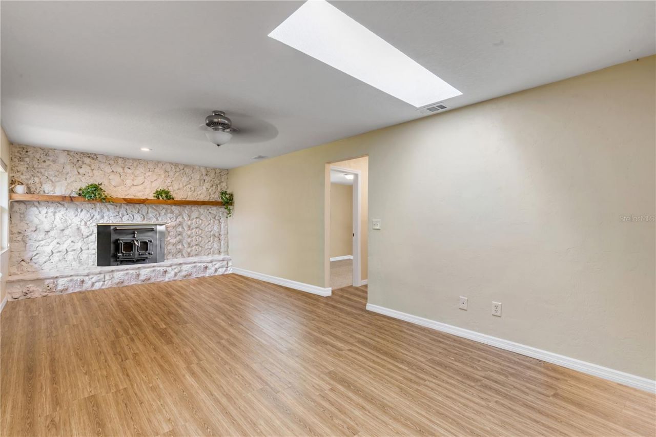 704 Green Road, New Smyrna Beach, FL 32168 Photo
