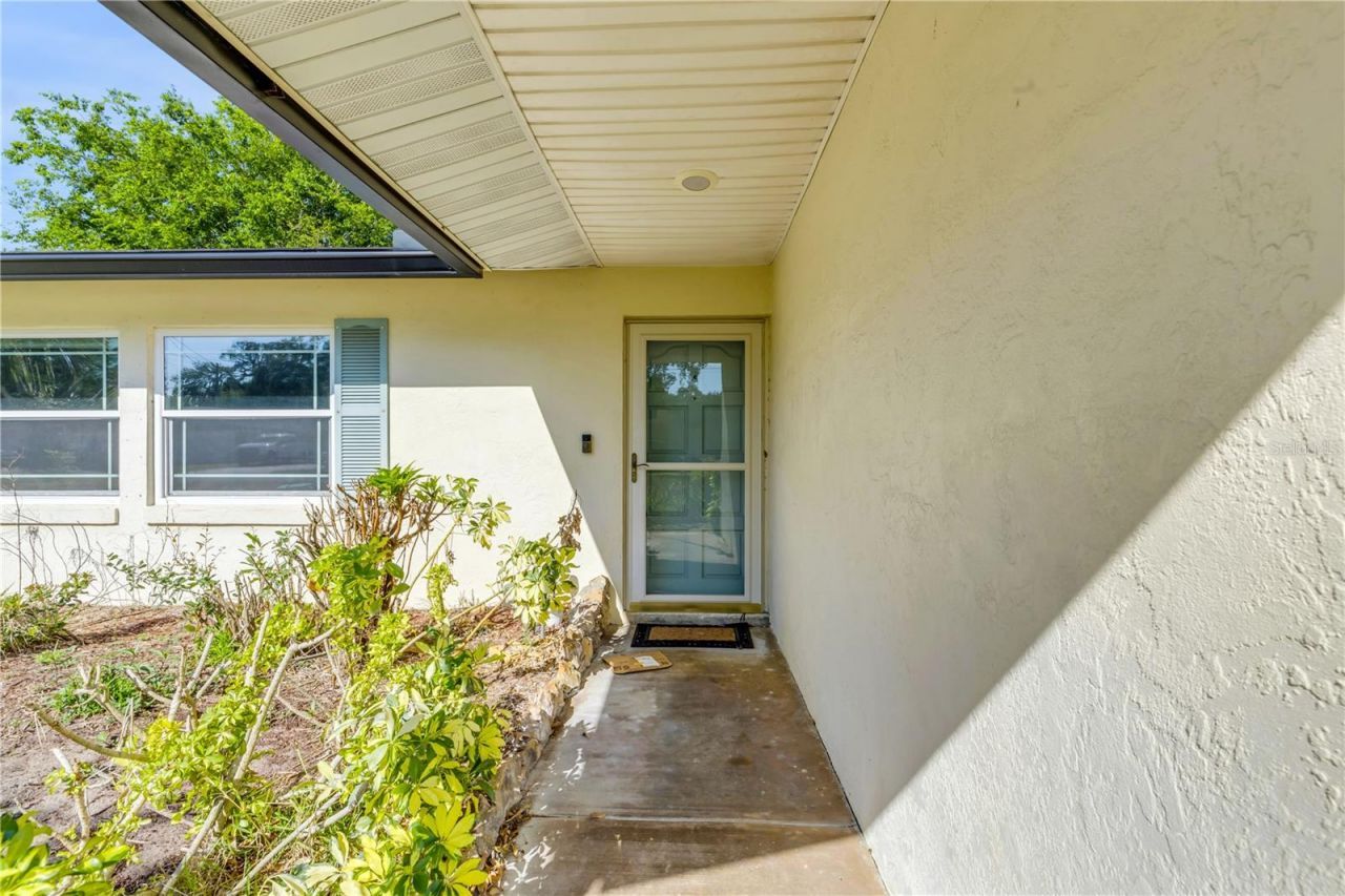 704 Green Road, New Smyrna Beach, FL 32168 Photo