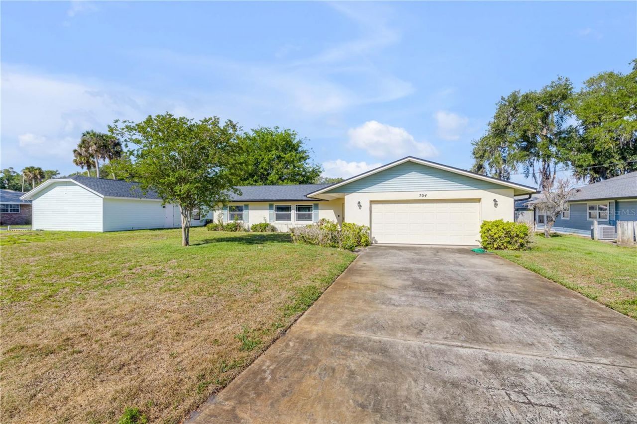 704 Green Road, New Smyrna Beach, FL 32168 Photo