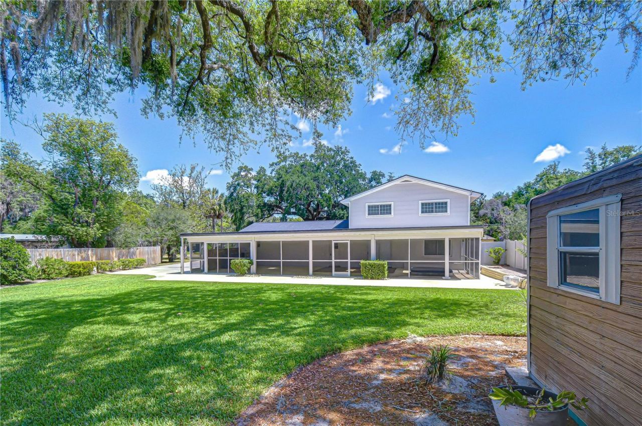 11912 Riverhills Drive, Tampa, FL 33617 Photo