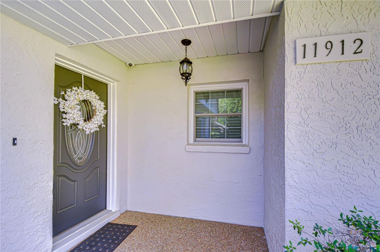 11912 Riverhills Drive, Tampa, FL 33617 Photo