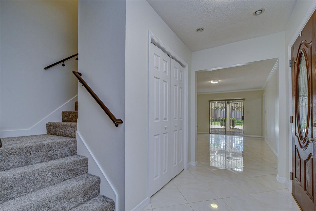 11912 Riverhills Drive, Tampa, FL 33617 Photo