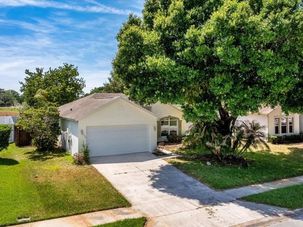 118 ROYALTY CIRCLE , SANFORD, FL 32771