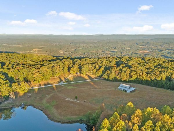 895 Hidden Brow Road, Menlo, GA 30731