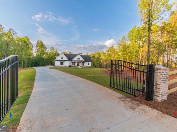 924 Browning Road, Fairmount, GA 30139