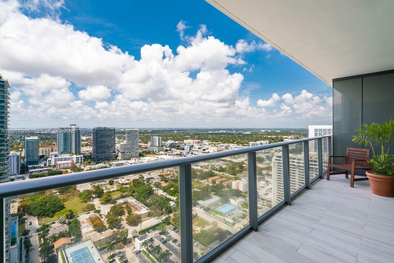 3131 NE 7th Ave, Unit 3804, Miami, FL 33137 Photo