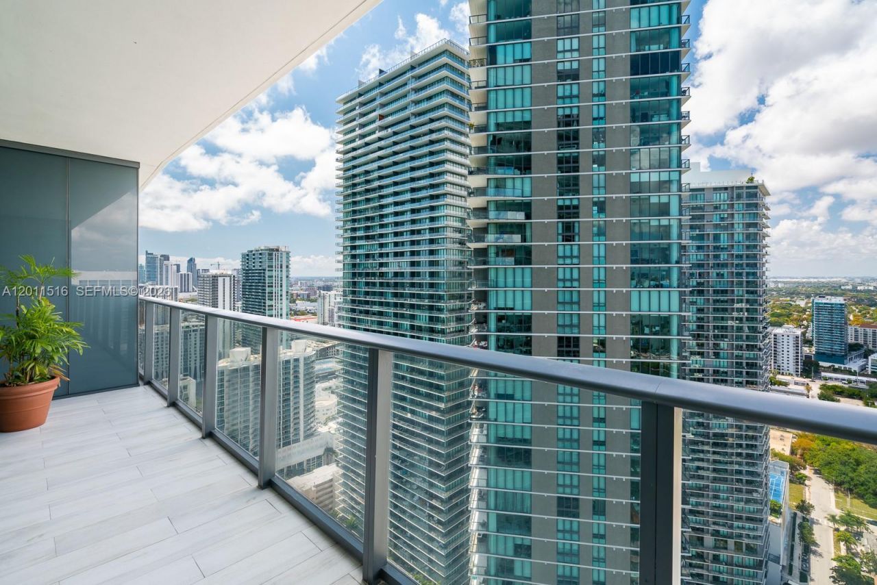 3131 NE 7th Ave, Unit 3804, Miami, FL 33137 Photo